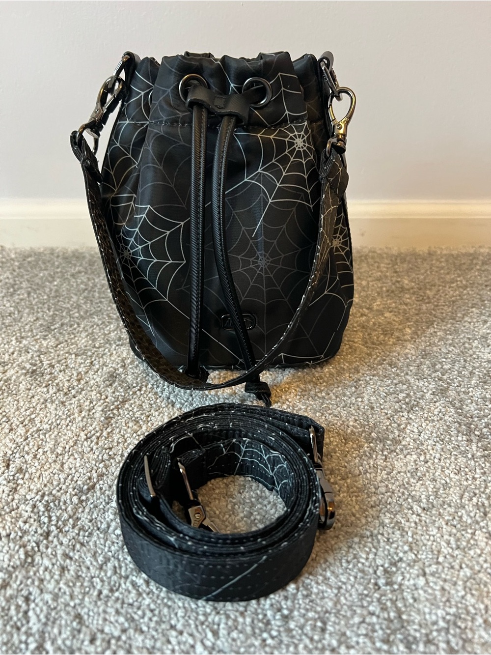Lug whirlybird Halloween edition NWOT